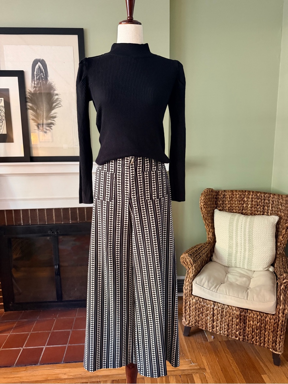 Jules & Leopold Black Cream Geometric Wide Leg Crop Pants - Size M